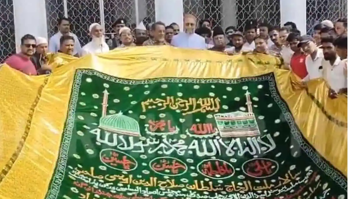 خواجہ معین الدین چشتی کے سالانہ عرس کے موقع پر اسدالدین نے بھیجی چادر